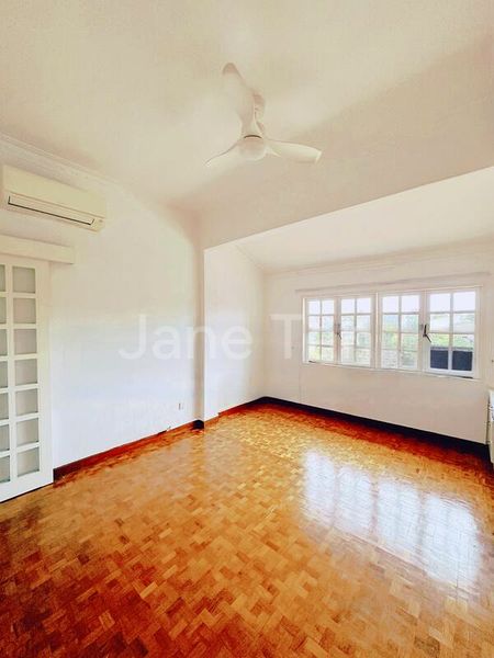5 Bed Bungalow (Landed) for Rent in  Binjai Rise - Image 9